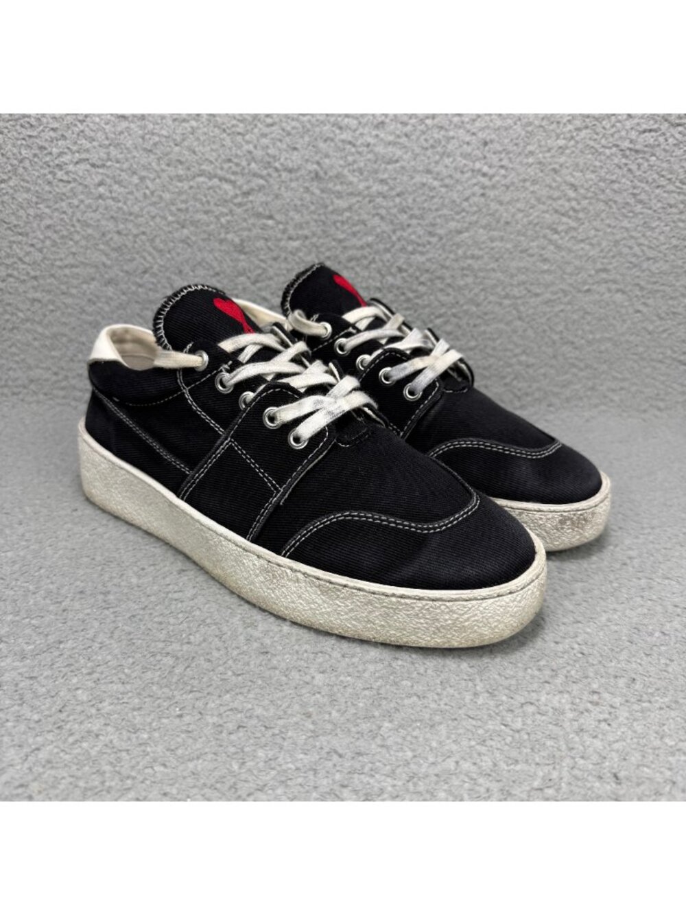 Ami Paris Ami De Coeur Mens 8.5 / EU 42 Shoes Black Canvas Heart Logo Sneakers